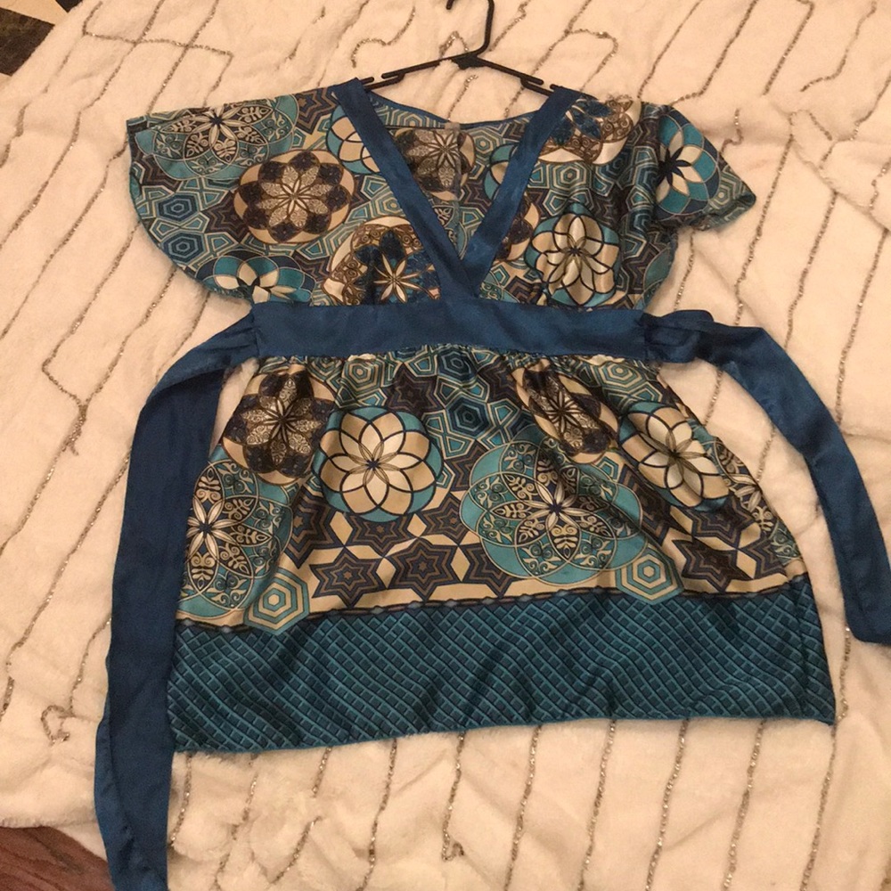Blue pattern dress